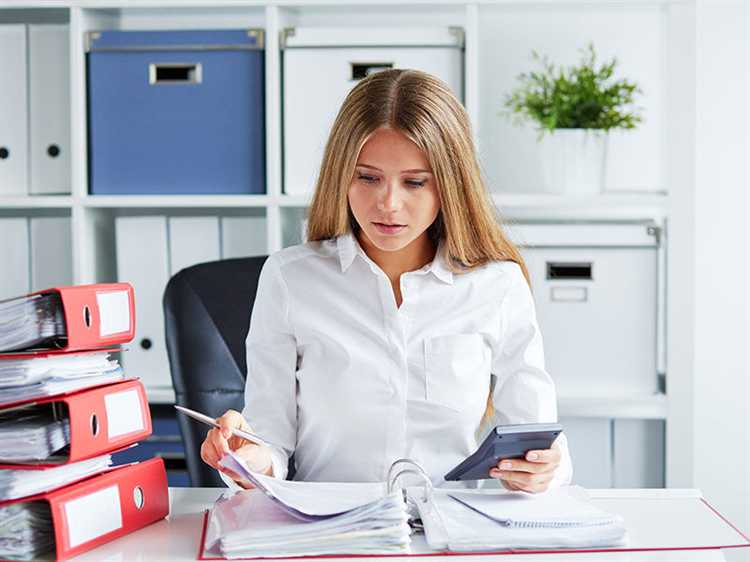 Кто имеет право подписывать первичную документацию