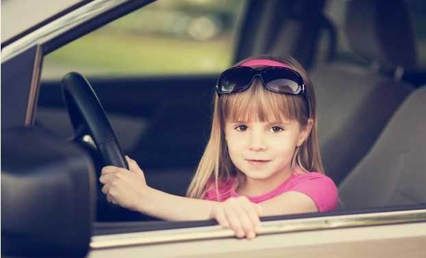 Возможность обучения в автошколе для лиц младше 18 лет